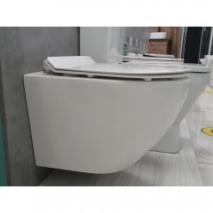 Унитаз Fubini FB001 + смеситель Grocenberg GB002BL