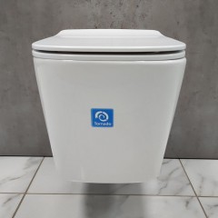 Инсталляция Geberit 458.149.21.1 + кнопка смыва Delta01 115.107.21.1 + унитаз SantiLine SL-5027 безободковый торнадо с сиденьем