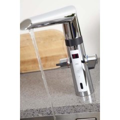 Смеситель Oras Optima 2722F бесконтактный